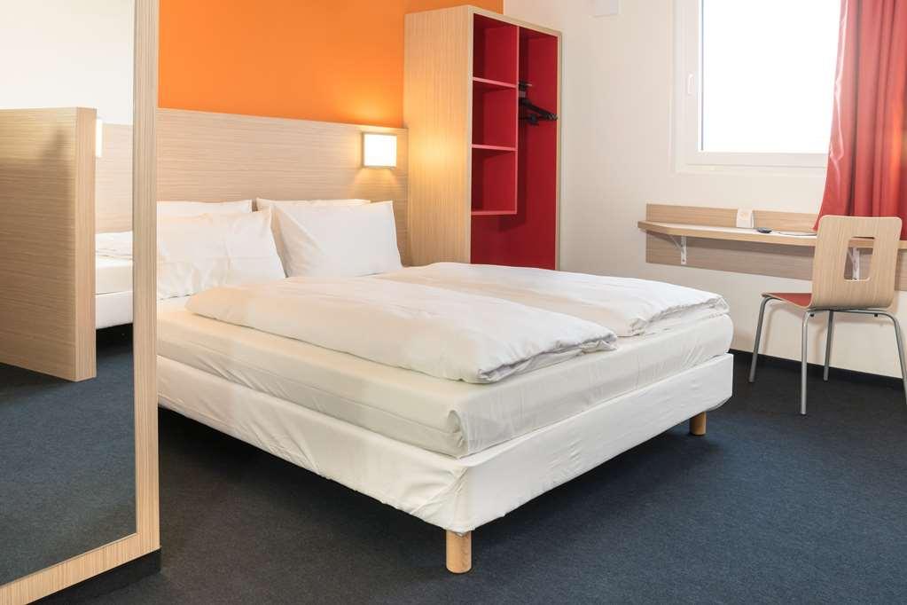 B&B Hotel Frankfurt-Airport Frankfurt pe Main Cameră foto